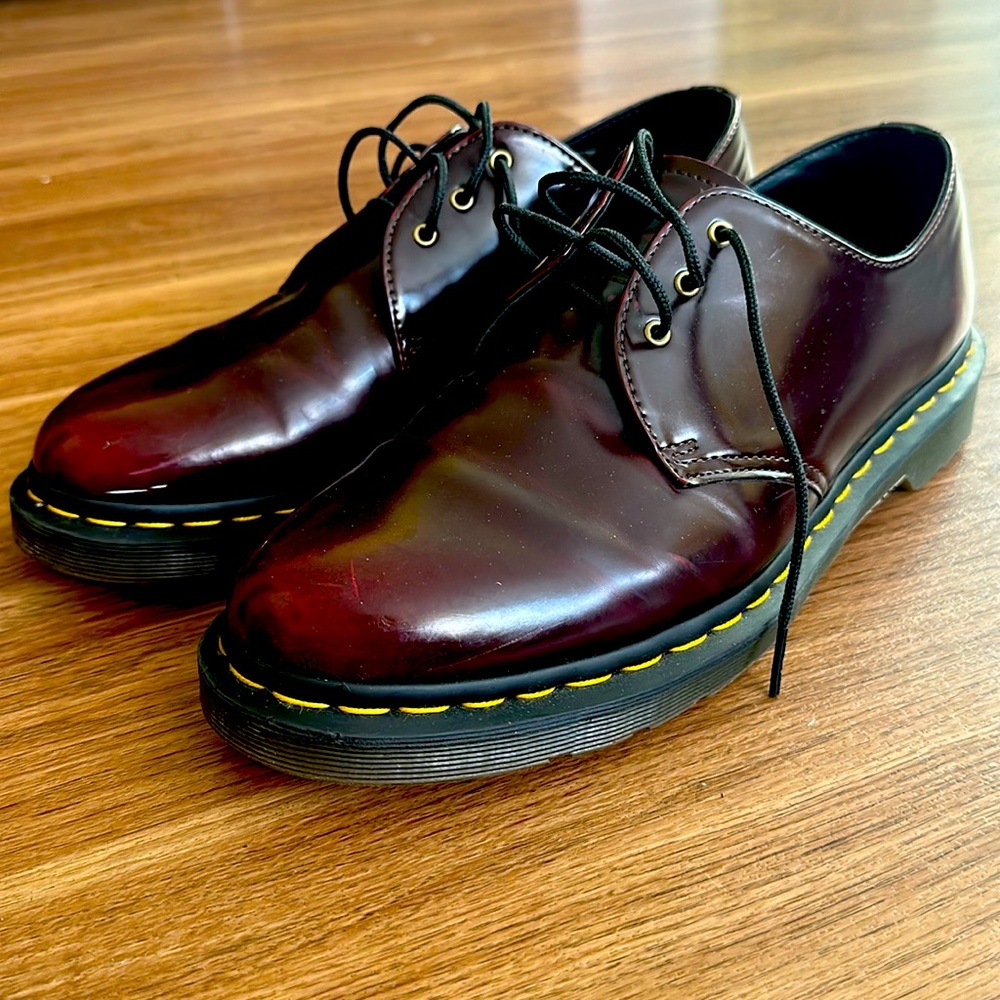Vegan leather Cherry Dr. Martins 14046